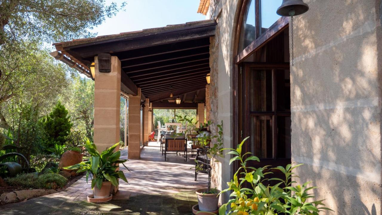 Es Talaiot Puigpunyent (Mallorca)