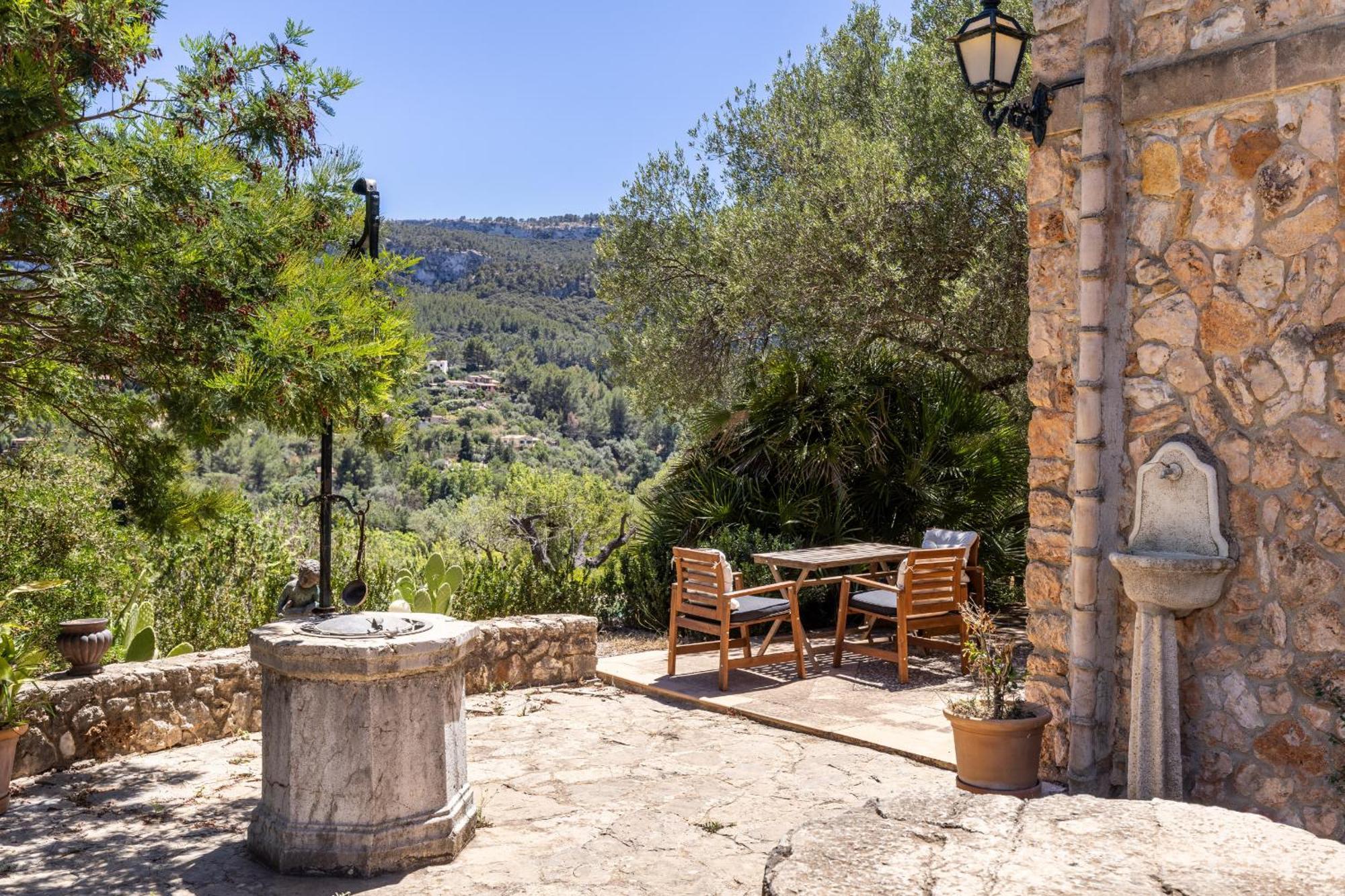 Semesterbostad Es Talaiot Puigpunyent (Mallorca)